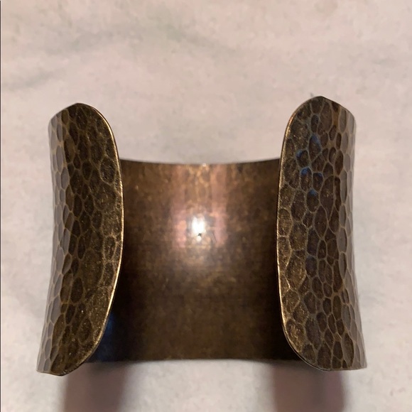 Bronze cuff bracelet - Picture 3 of 3